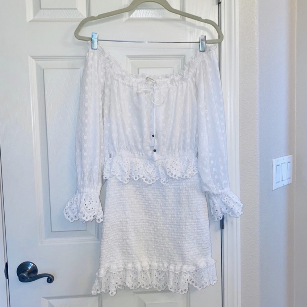 Daisy Chain White Eyelet Lace Ruched Dress Spell & The Gypsy - Picture 2 of 9